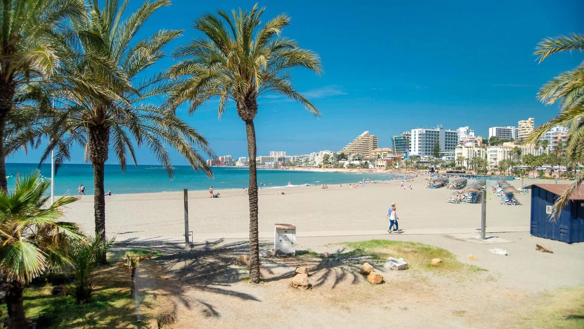 Apartment Urb Pueblo Del Parque, Luxury 2 Bedroom Apartment. Fantastic Central Location. Benalmadena